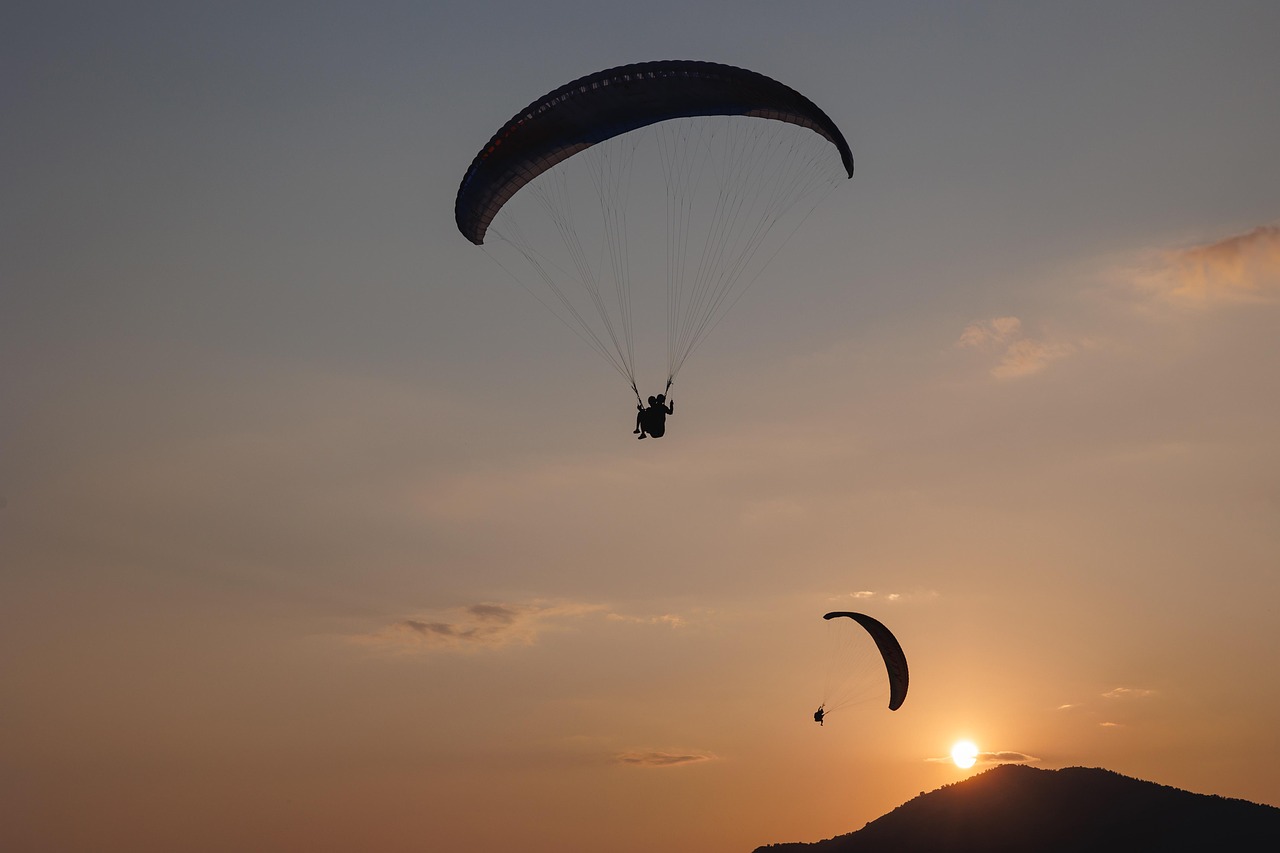Cross Country — paragliding above Dobhi, Manali